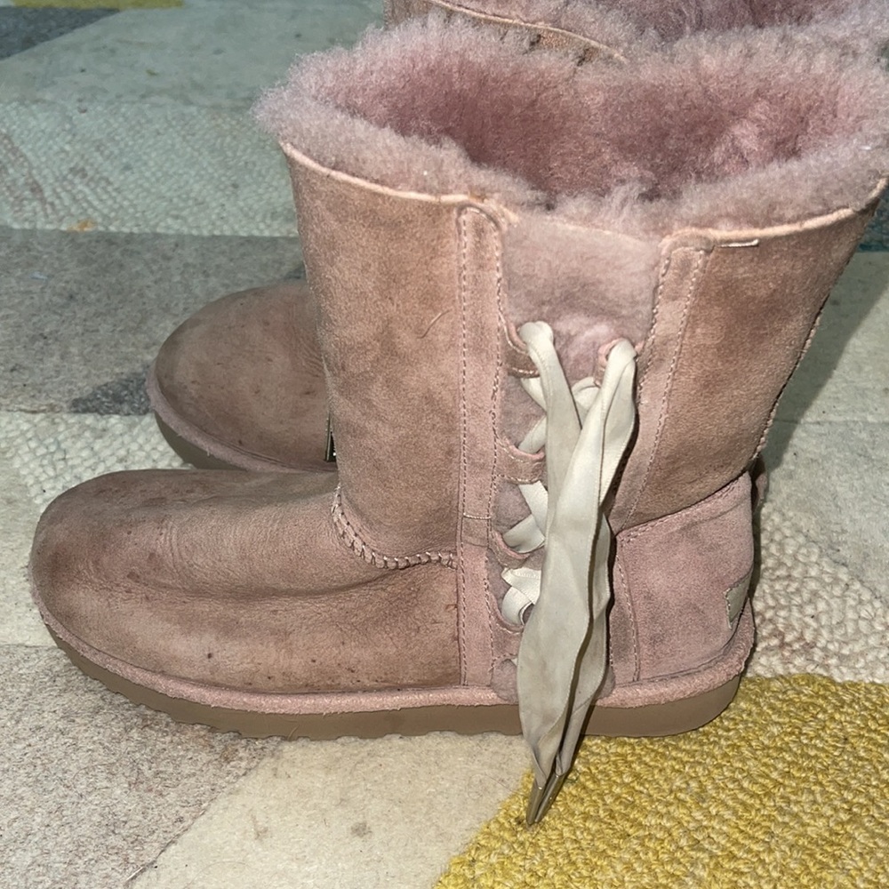 Pink UGG - Picture 7 of 7